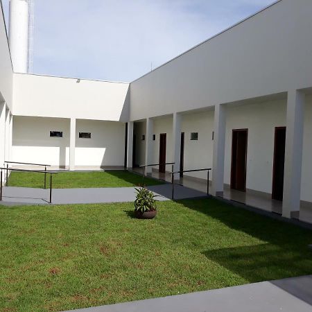 Hotel Villa Dos Parecis Diamantino Екстер'єр фото